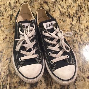 Black low top Converse